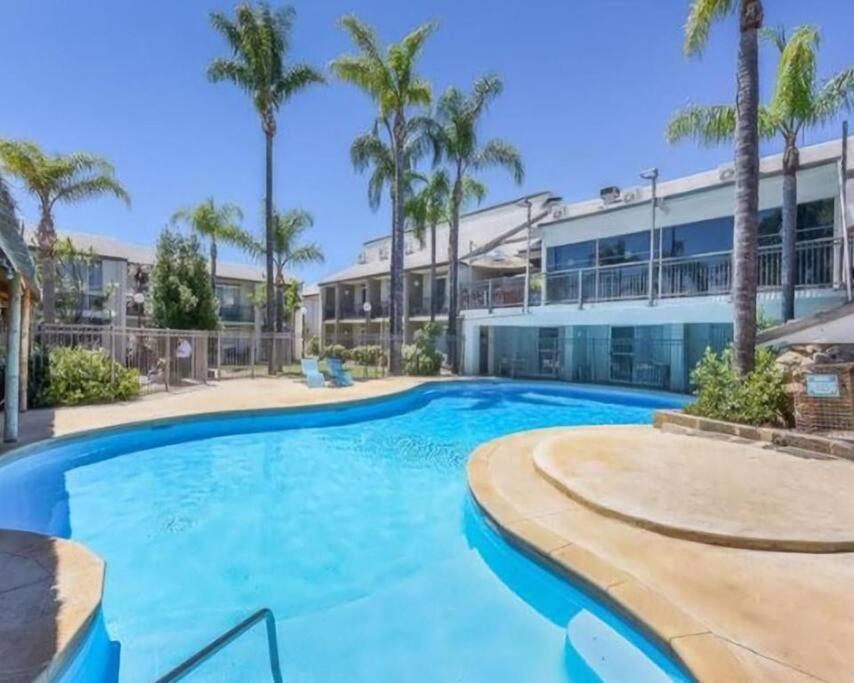 Oasis Mandurah Resort Eksteriør bilde
